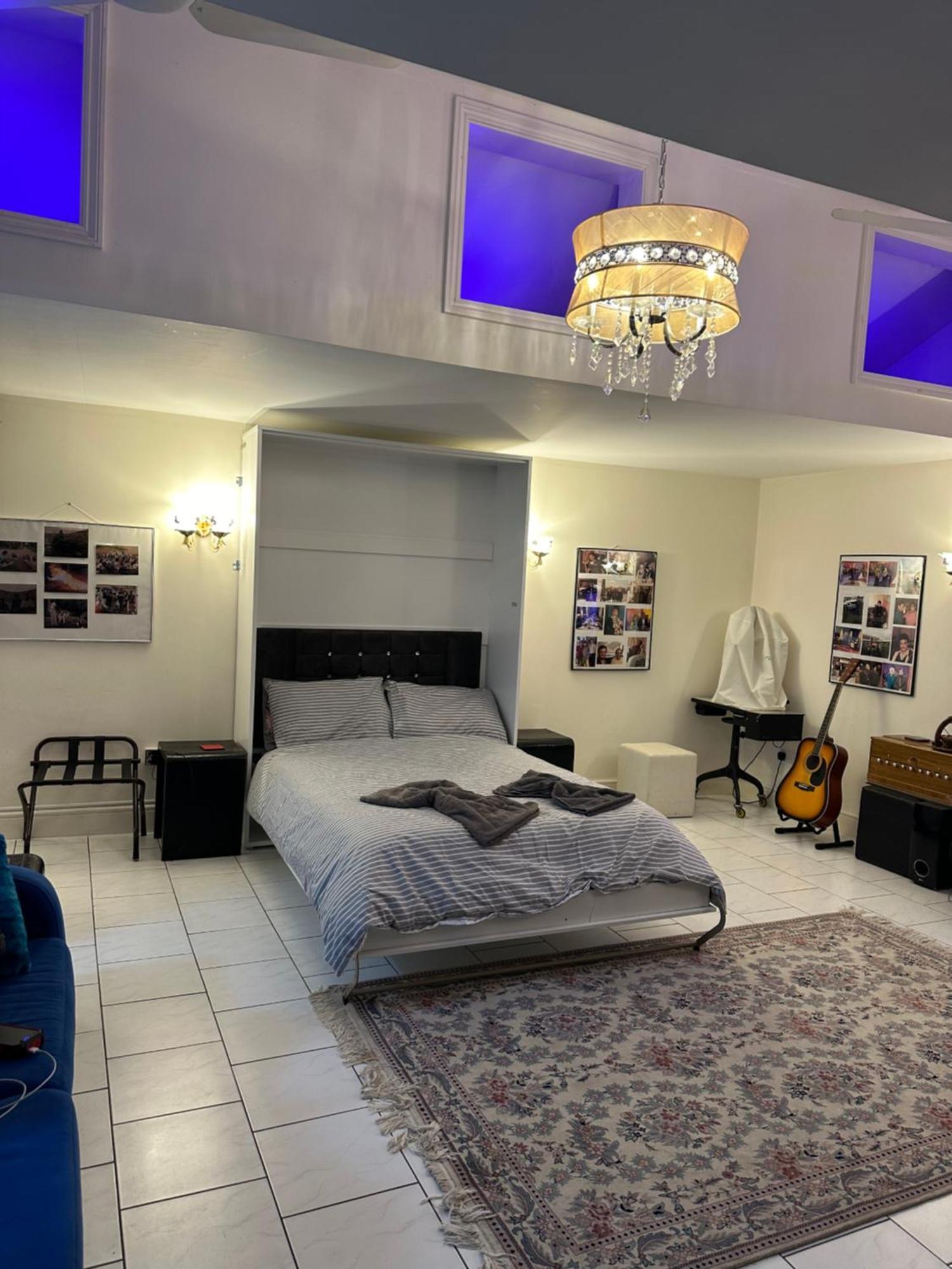 Amazing Gantshill Studio Annexe & Free Parking Redbridge Luaran gambar